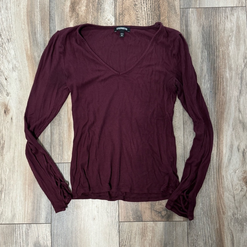 Express Plum / Wine Long Sleeve Ribbed V-Neck Shirt